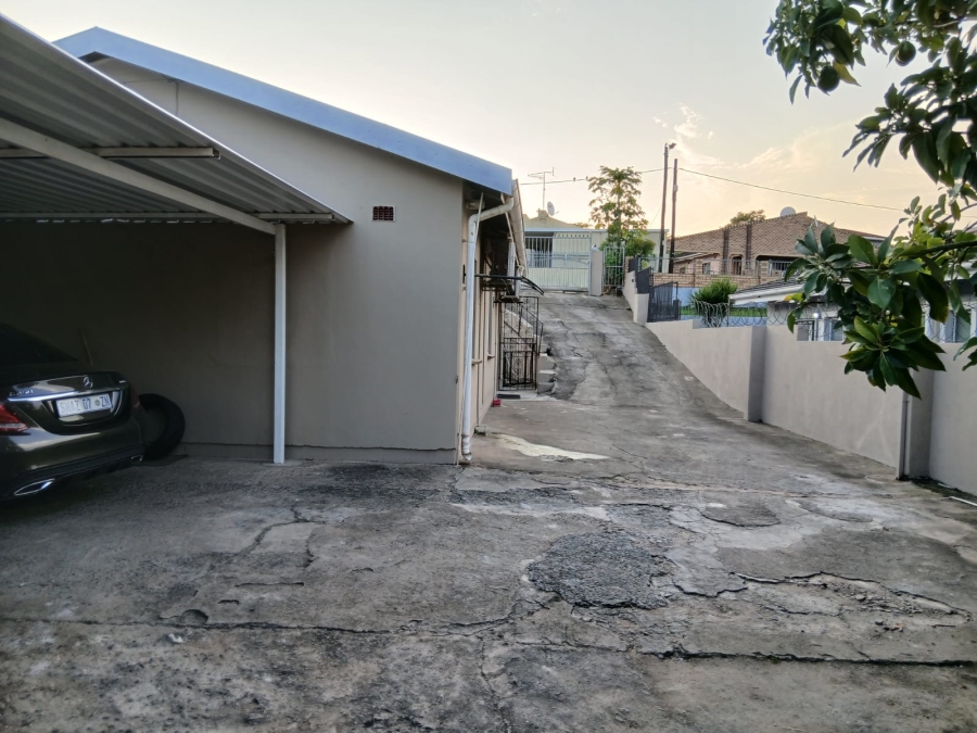 2 Bedroom Property for Sale in Brookdale KwaZulu-Natal