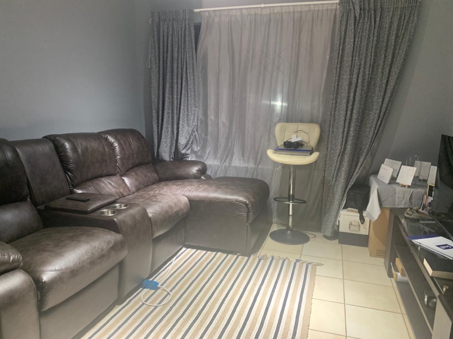 2 Bedroom Property for Sale in Brackenham KwaZulu-Natal