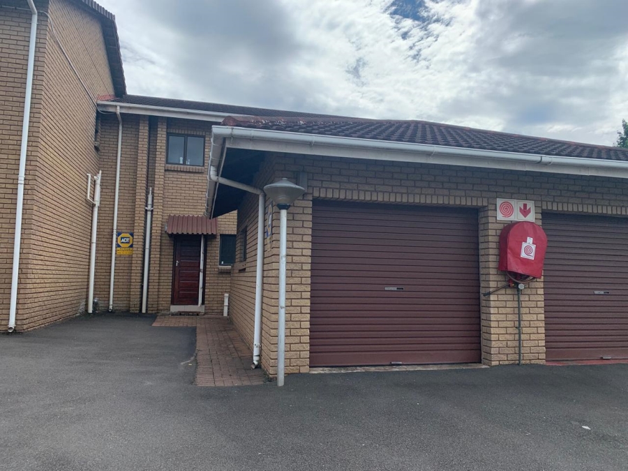 2 Bedroom Property for Sale in Meer En See KwaZulu-Natal