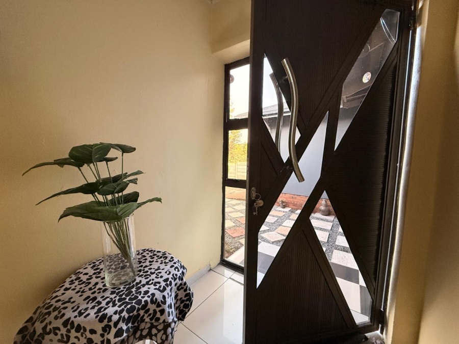 3 Bedroom Property for Sale in Signal Hill KwaZulu-Natal