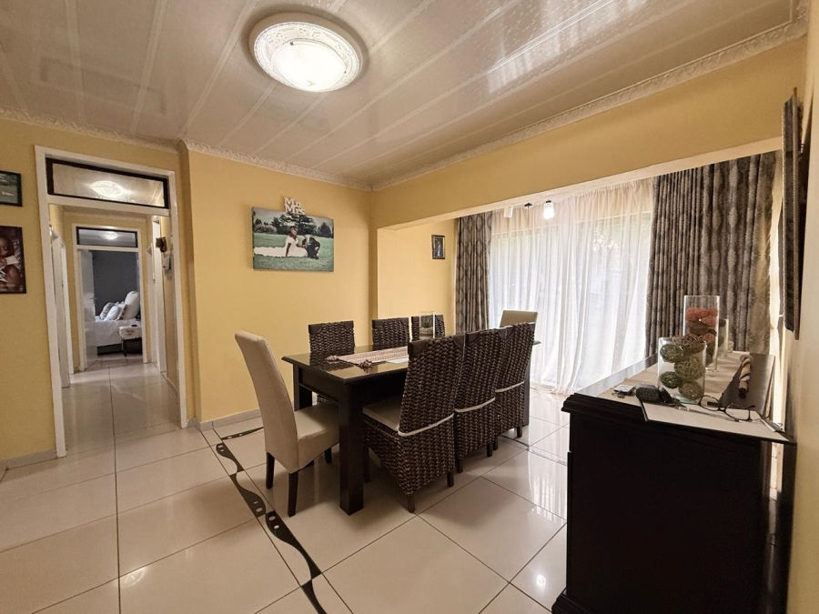 3 Bedroom Property for Sale in Signal Hill KwaZulu-Natal