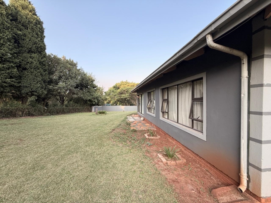 3 Bedroom Property for Sale in Signal Hill KwaZulu-Natal