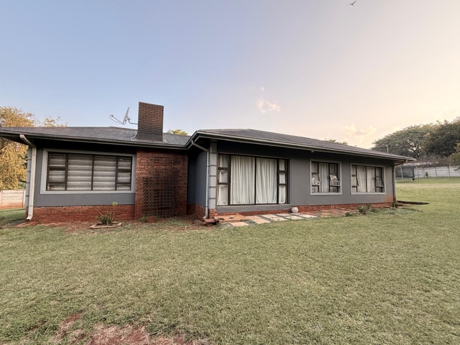 3 Bedroom Property for Sale in Signal Hill KwaZulu-Natal