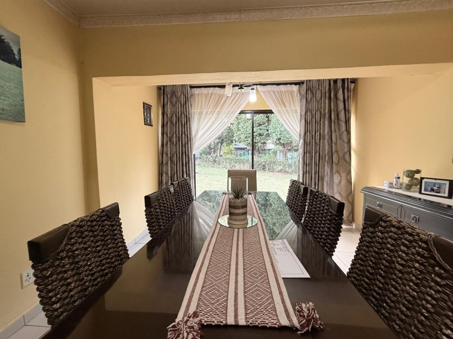 3 Bedroom Property for Sale in Signal Hill KwaZulu-Natal