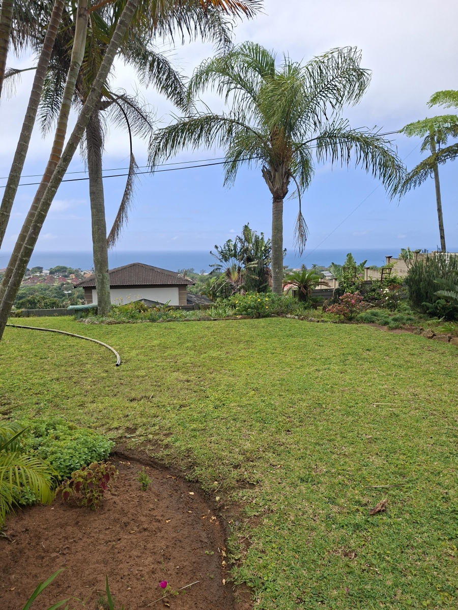 5 Bedroom Property for Sale in Uvongo KwaZulu-Natal