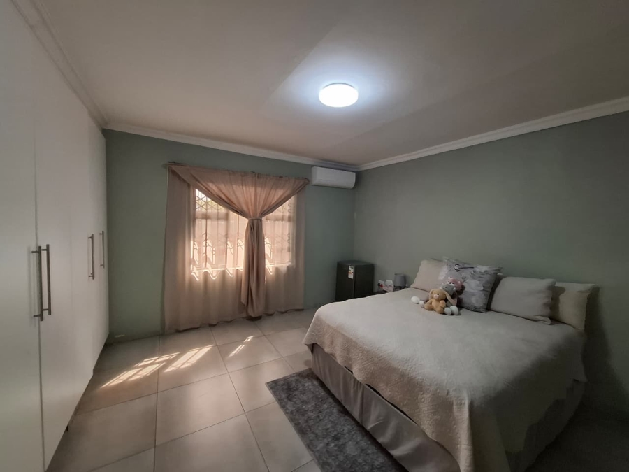 3 Bedroom Property for Sale in Birdswood KwaZulu-Natal