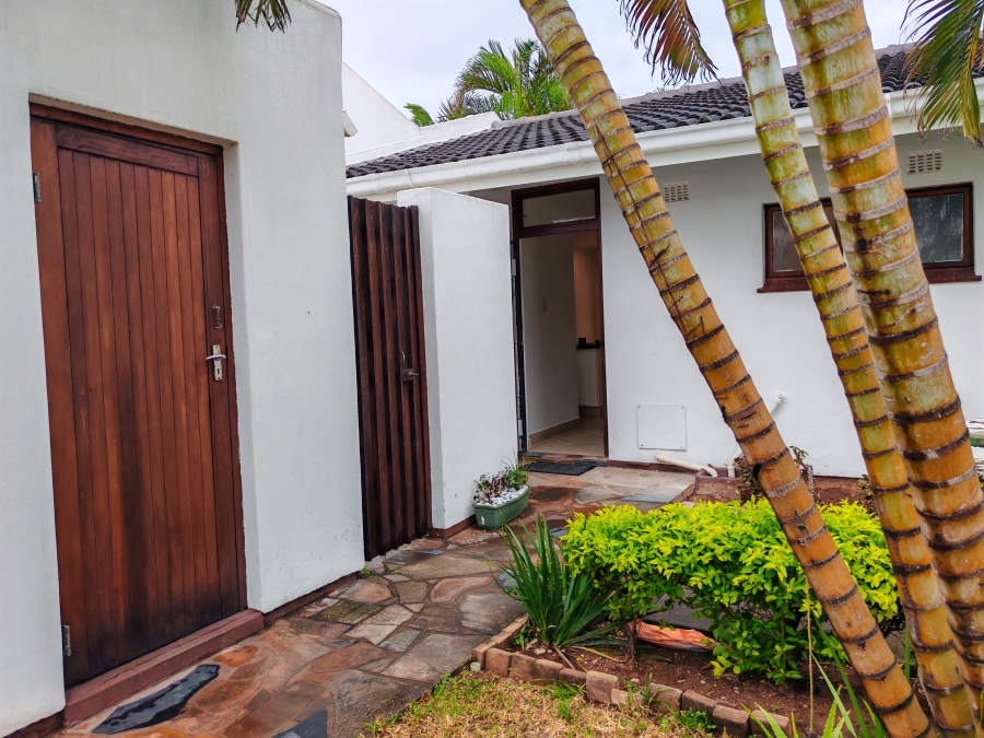 To Let 2 Bedroom Property for Rent in Durban North KwaZulu-Natal