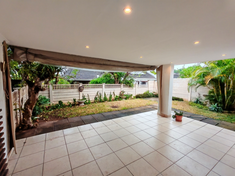 To Let 2 Bedroom Property for Rent in Durban North KwaZulu-Natal