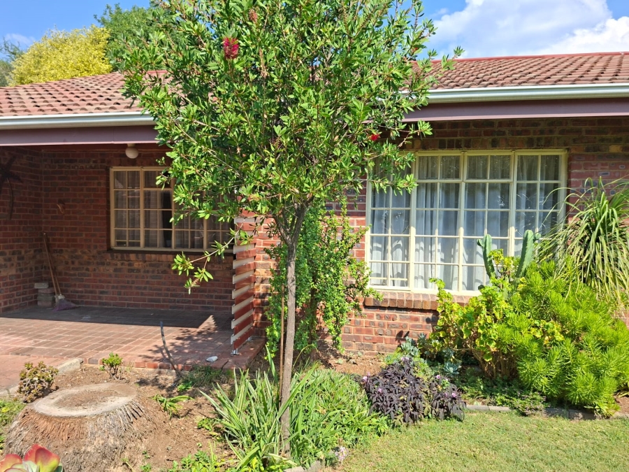 1 Bedroom Property for Sale in Newcastle KwaZulu-Natal