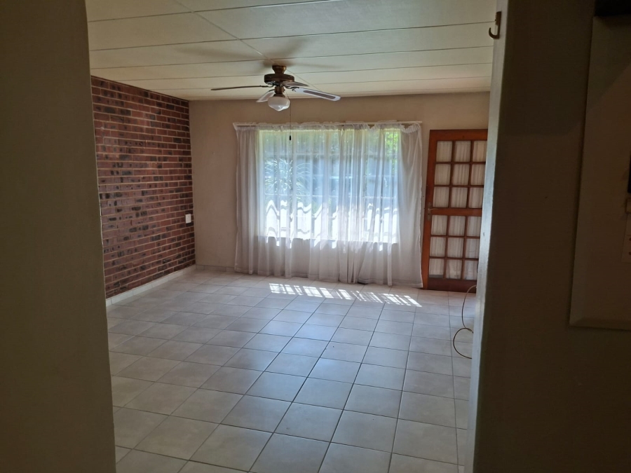 1 Bedroom Property for Sale in Newcastle KwaZulu-Natal