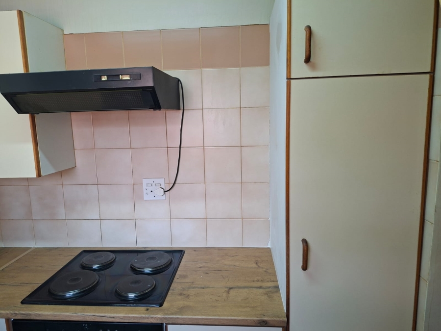 1 Bedroom Property for Sale in Newcastle KwaZulu-Natal