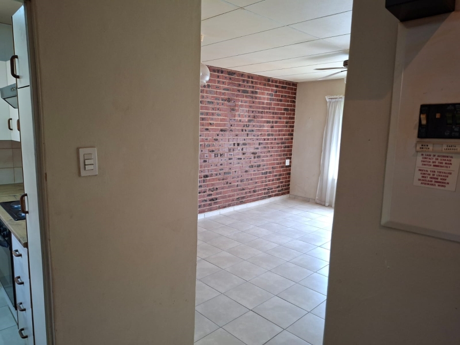 1 Bedroom Property for Sale in Newcastle KwaZulu-Natal