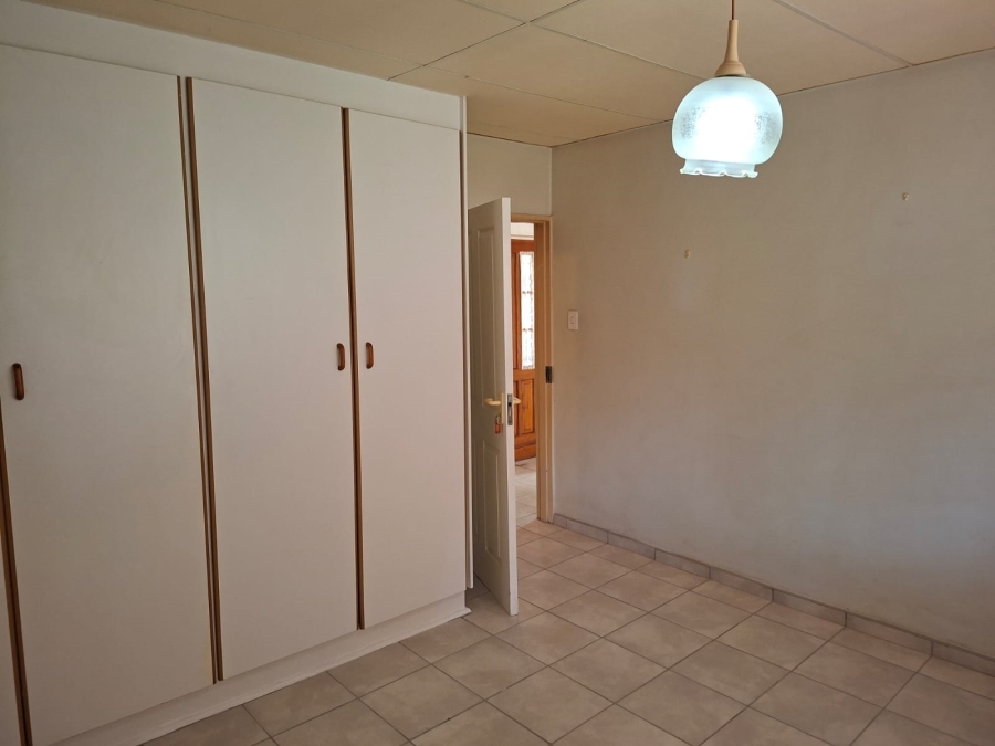 1 Bedroom Property for Sale in Newcastle KwaZulu-Natal