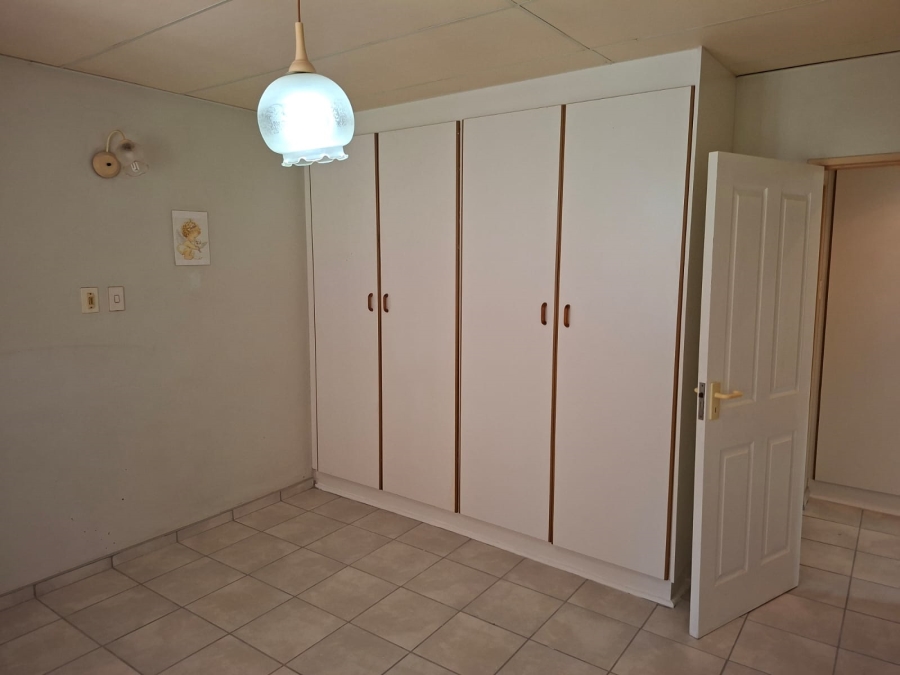 1 Bedroom Property for Sale in Newcastle KwaZulu-Natal