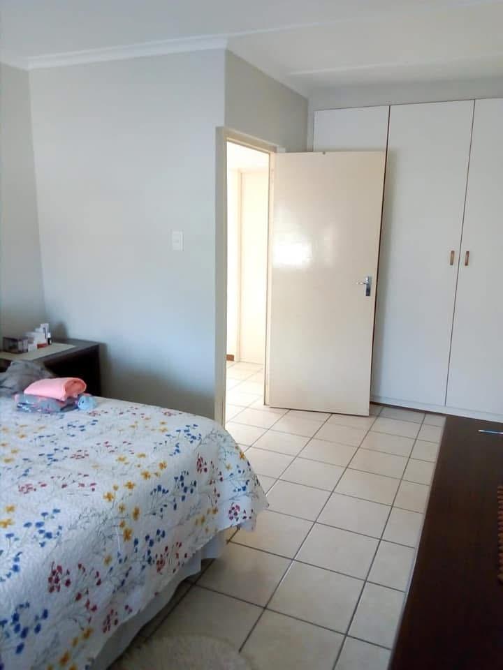 1 Bedroom Property for Sale in Bluff KwaZulu-Natal