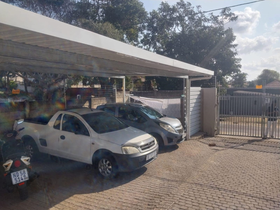 1 Bedroom Property for Sale in Bluff KwaZulu-Natal