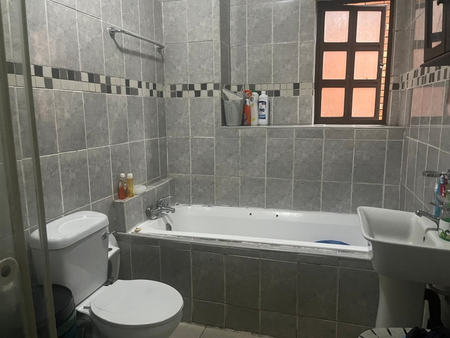 To Let 2 Bedroom Property for Rent in Arboretum KwaZulu-Natal