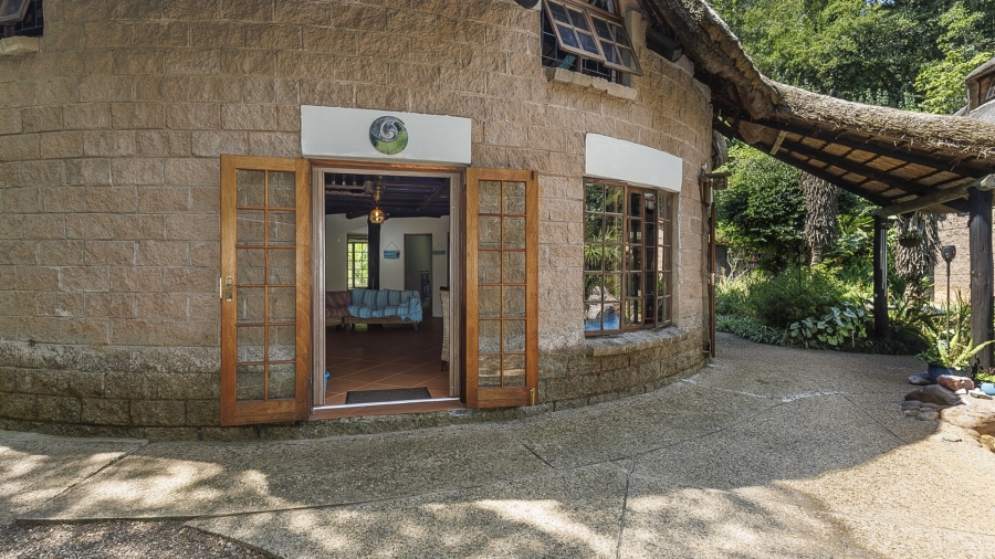 5 Bedroom Property for Sale in Everton KwaZulu-Natal