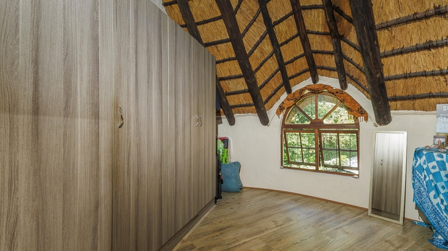 5 Bedroom Property for Sale in Everton KwaZulu-Natal