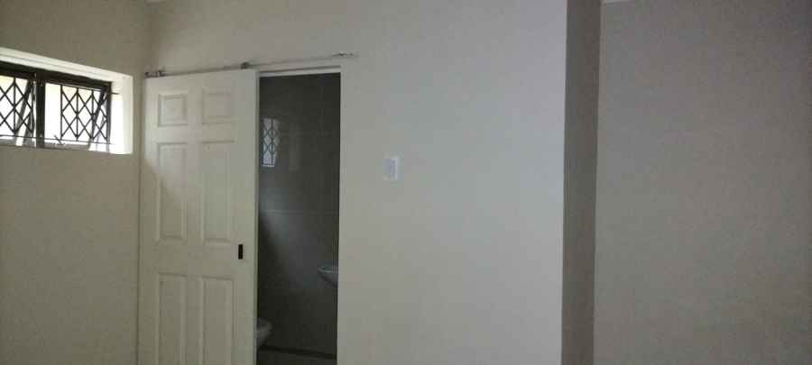 2 Bedroom Property for Sale in Clare Hills KwaZulu-Natal