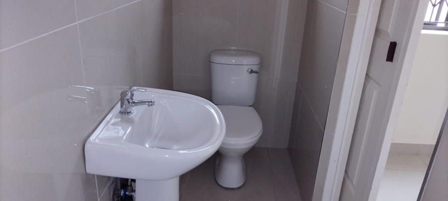 2 Bedroom Property for Sale in Clare Hills KwaZulu-Natal