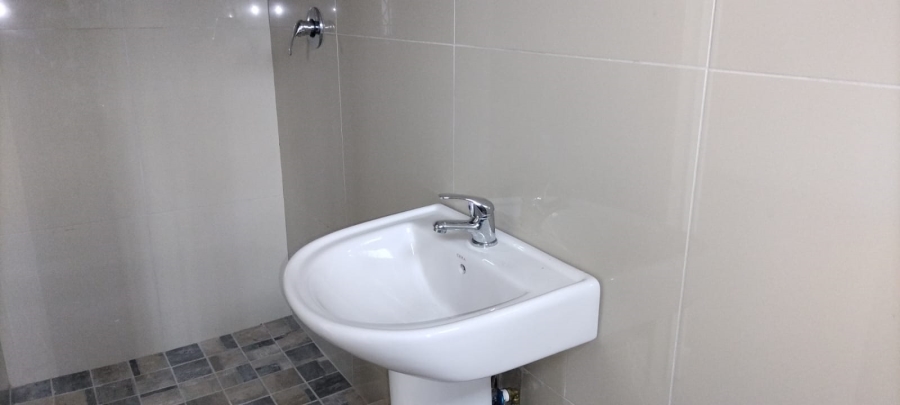 2 Bedroom Property for Sale in Clare Hills KwaZulu-Natal