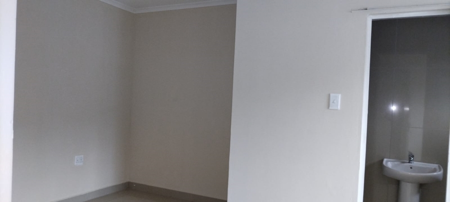 2 Bedroom Property for Sale in Clare Hills KwaZulu-Natal