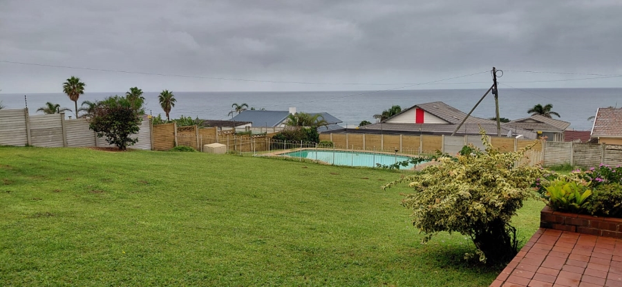 6 Bedroom Property for Sale in Uvongo KwaZulu-Natal