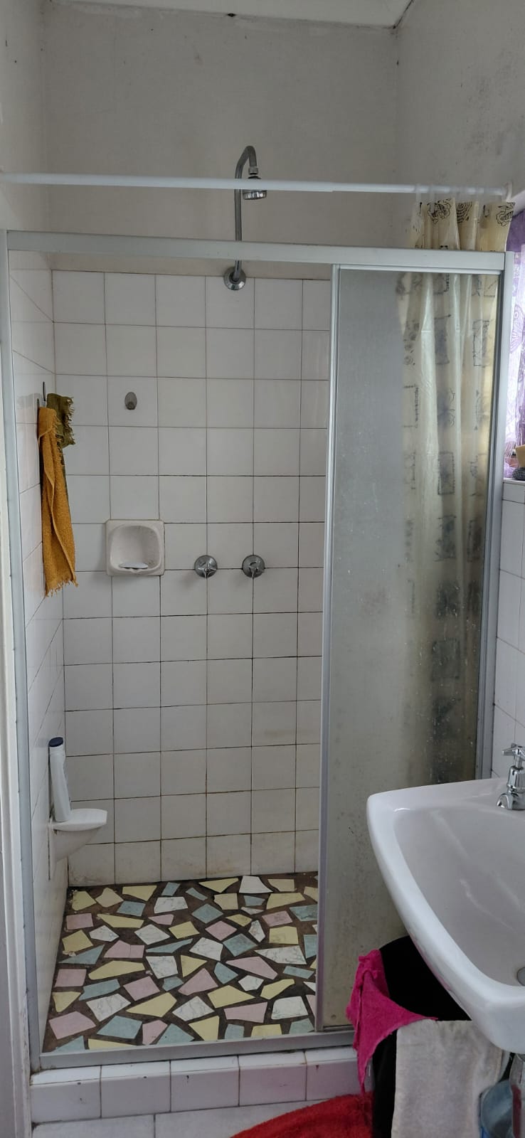 6 Bedroom Property for Sale in Uvongo KwaZulu-Natal