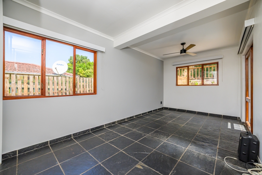 3 Bedroom Property for Sale in Seaward Estate KwaZulu-Natal