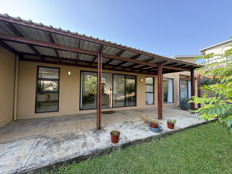 To Let 3 Bedroom Property for Rent in Palm Lakes Estate KwaZulu-Natal