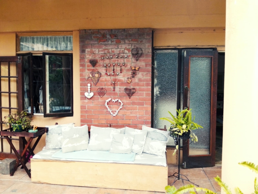 5 Bedroom Property for Sale in Mandeni KwaZulu-Natal