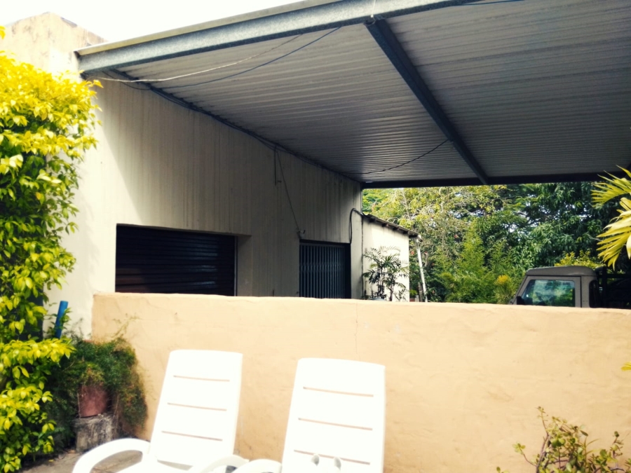 5 Bedroom Property for Sale in Mandeni KwaZulu-Natal