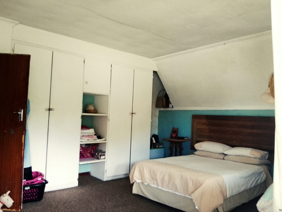 5 Bedroom Property for Sale in Mandeni KwaZulu-Natal