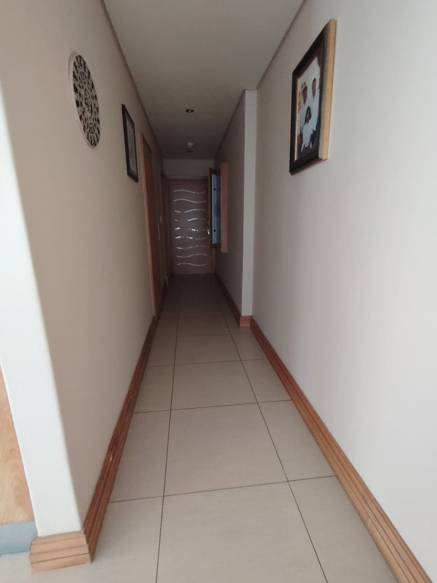 1 Bedroom Property for Sale in Umhlanga KwaZulu-Natal