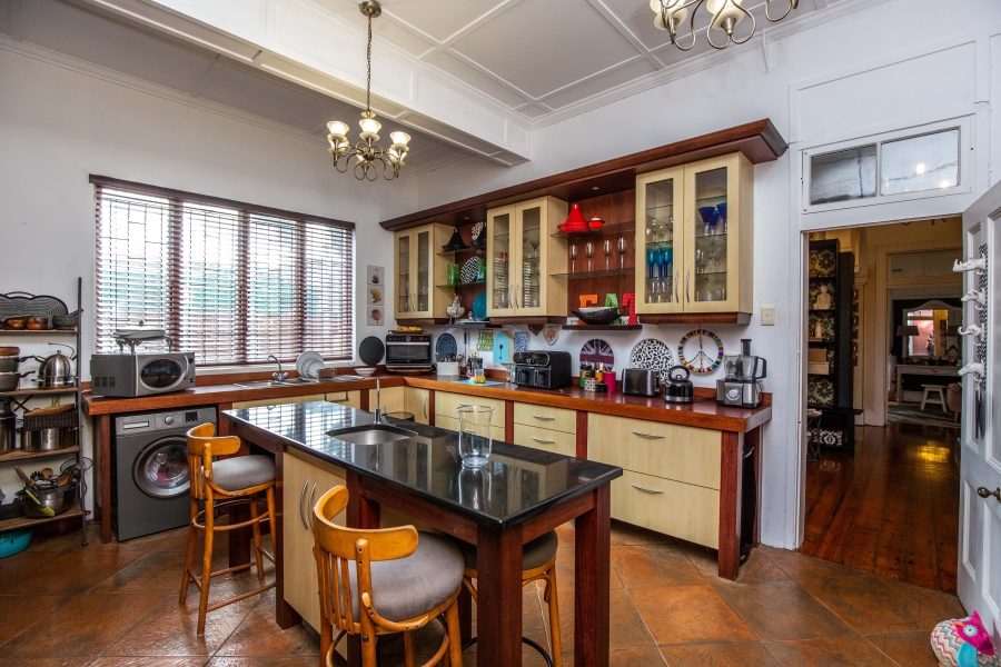 5 Bedroom Property for Sale in Glenwood KwaZulu-Natal