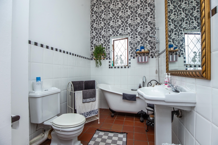 5 Bedroom Property for Sale in Glenwood KwaZulu-Natal