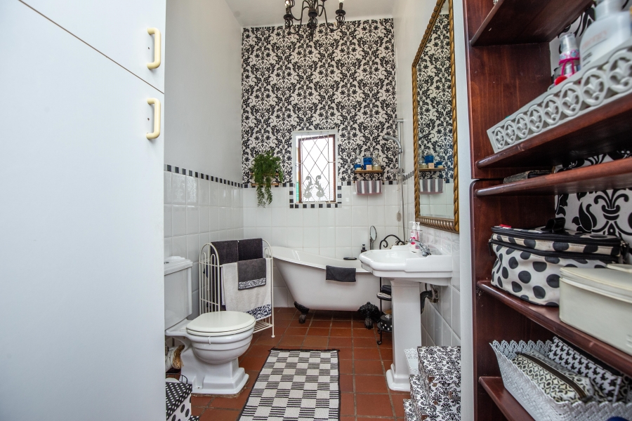 5 Bedroom Property for Sale in Glenwood KwaZulu-Natal