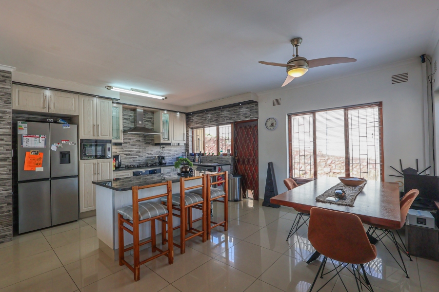 3 Bedroom Property for Sale in Sunningdale KwaZulu-Natal