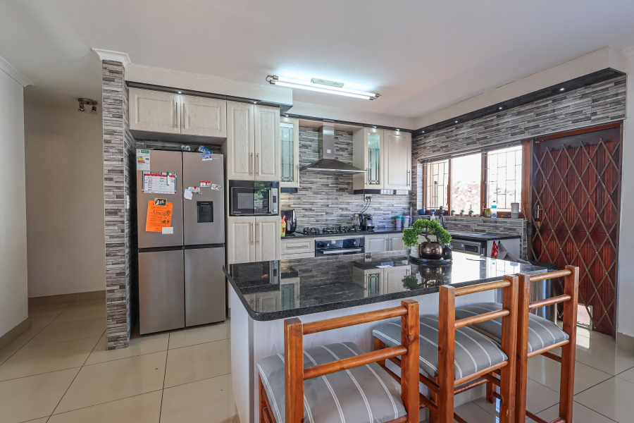 3 Bedroom Property for Sale in Sunningdale KwaZulu-Natal