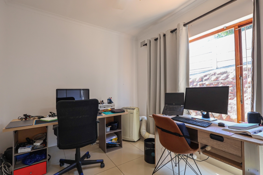 3 Bedroom Property for Sale in Sunningdale KwaZulu-Natal