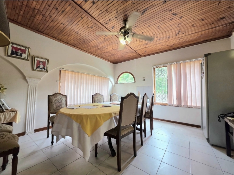 5 Bedroom Property for Sale in Isipingo Hills KwaZulu-Natal