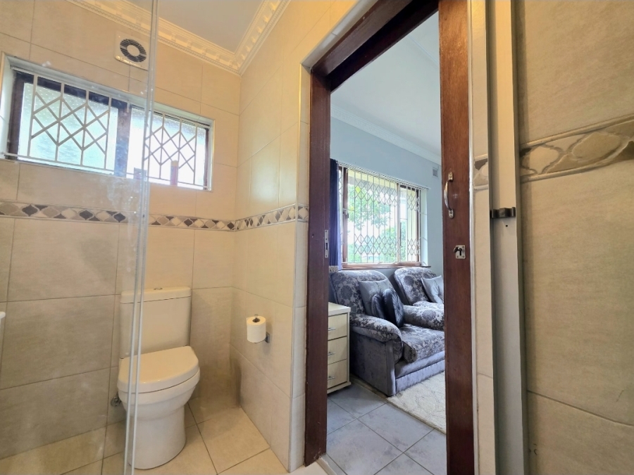 5 Bedroom Property for Sale in Isipingo Hills KwaZulu-Natal