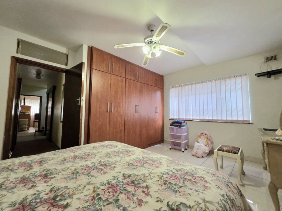 5 Bedroom Property for Sale in Isipingo Hills KwaZulu-Natal