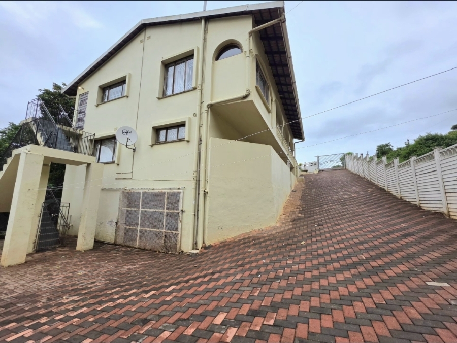 5 Bedroom Property for Sale in Isipingo Hills KwaZulu-Natal