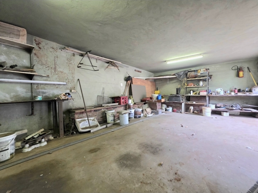 5 Bedroom Property for Sale in Isipingo Hills KwaZulu-Natal