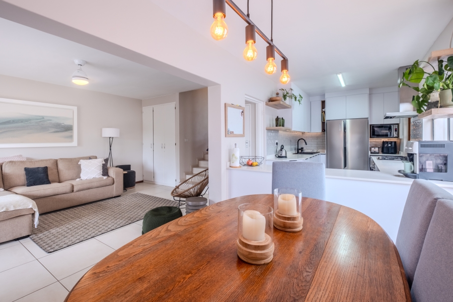 3 Bedroom Property for Sale in Sunningdale KwaZulu-Natal