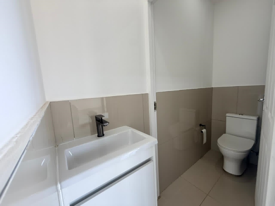 To Let commercial Property for Rent in Ballito Central KwaZulu-Natal