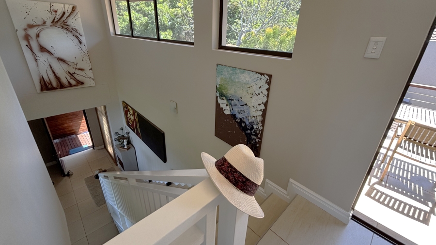 6 Bedroom Property for Sale in Blythedale KwaZulu-Natal