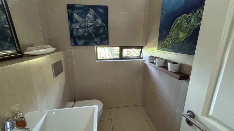 6 Bedroom Property for Sale in Blythedale KwaZulu-Natal